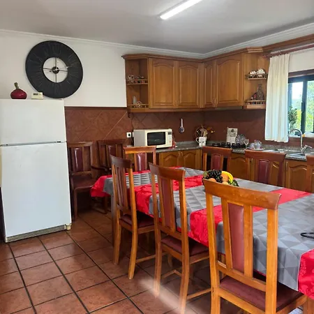 Casa Do Alto Homestay *